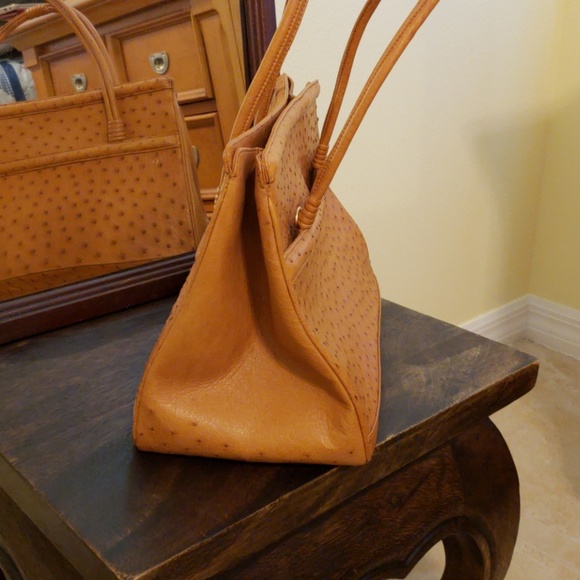 Hand bag - Picture 2 of 2